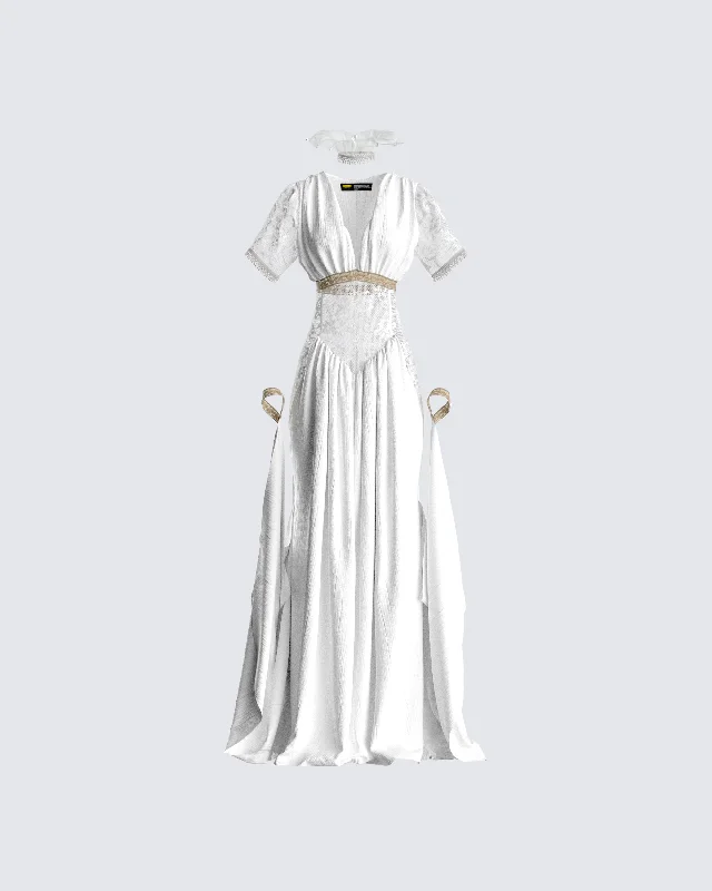 women's pear-shaped body dressesMelora White Maxi Dress & Collar