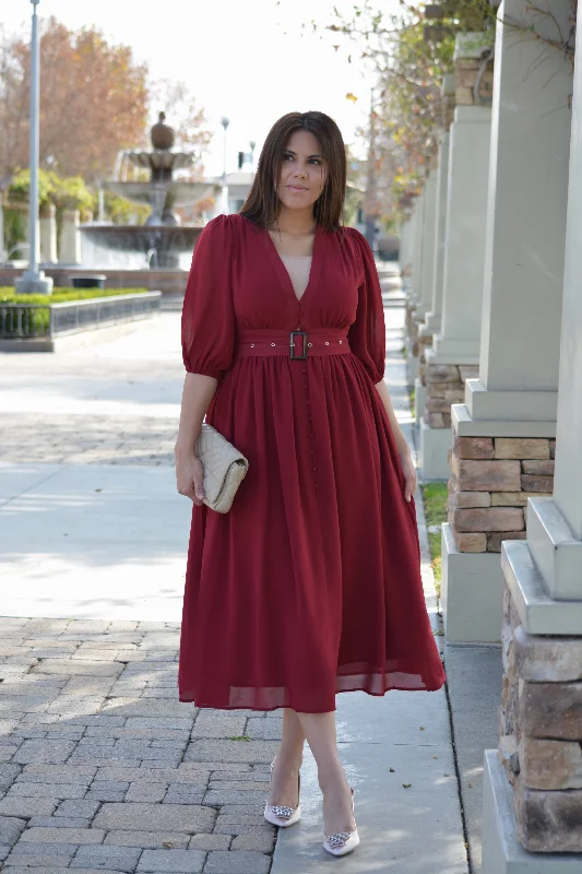 Sweetheart Neckline DressBianca Merlot Midi Dress